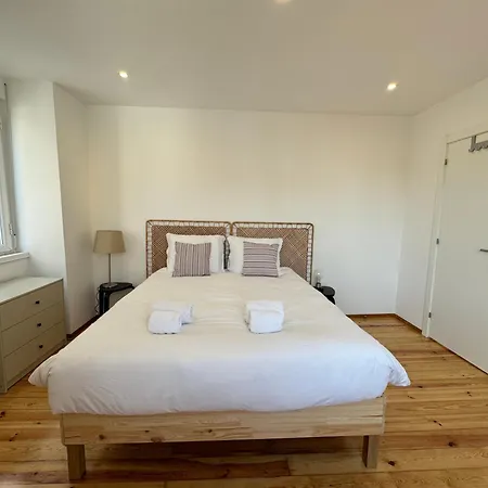 Spacious 3-bedroom In Estoril- Apartment Estoril