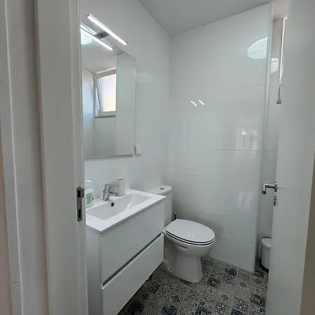 Spacious 3-bedroom In Estoril- Estoril
